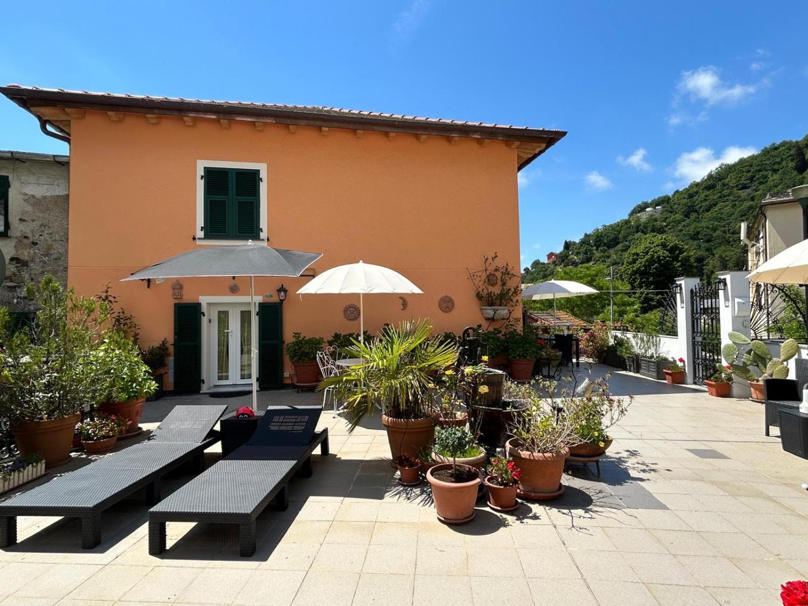 Casa Delle Ortensie Genoa Exterior photo